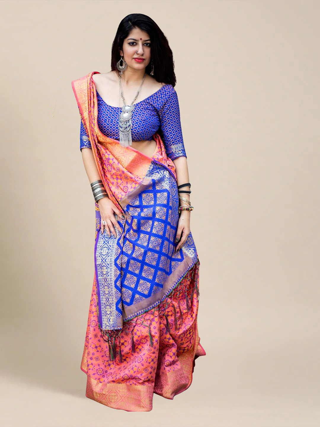 

MS RETAIL Pink & Blue Ethnic Motifs Silk Blend Patola Saree