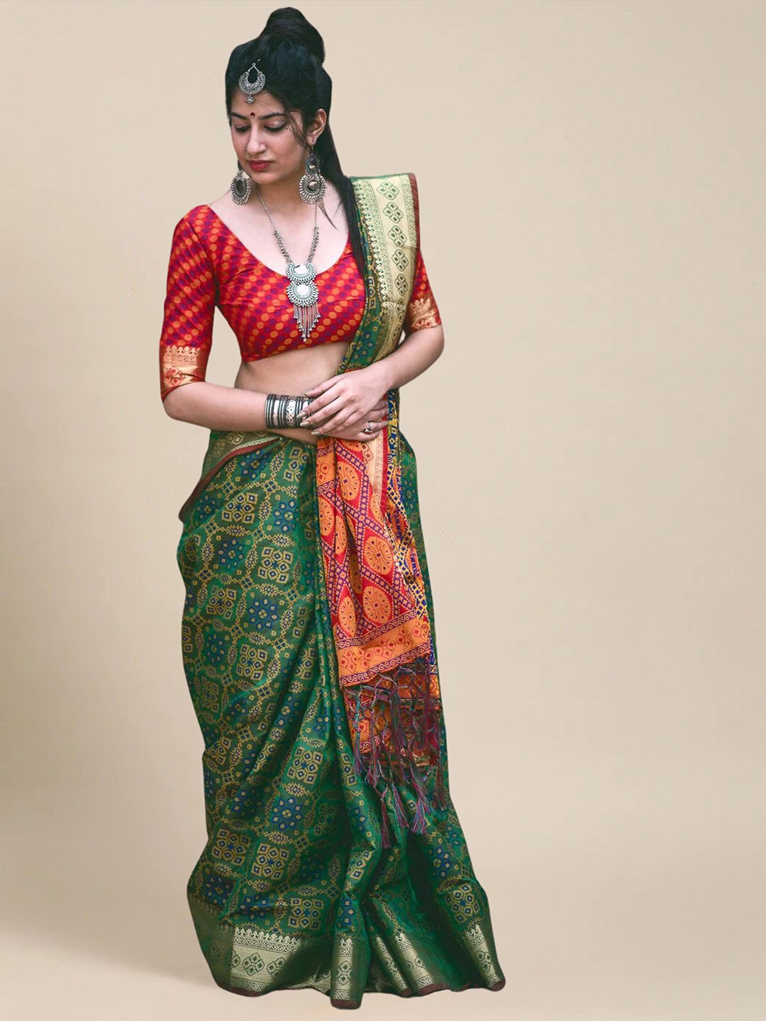 

MS RETAIL Green & Orange Woven Design Zari Silk Blend Patola Saree