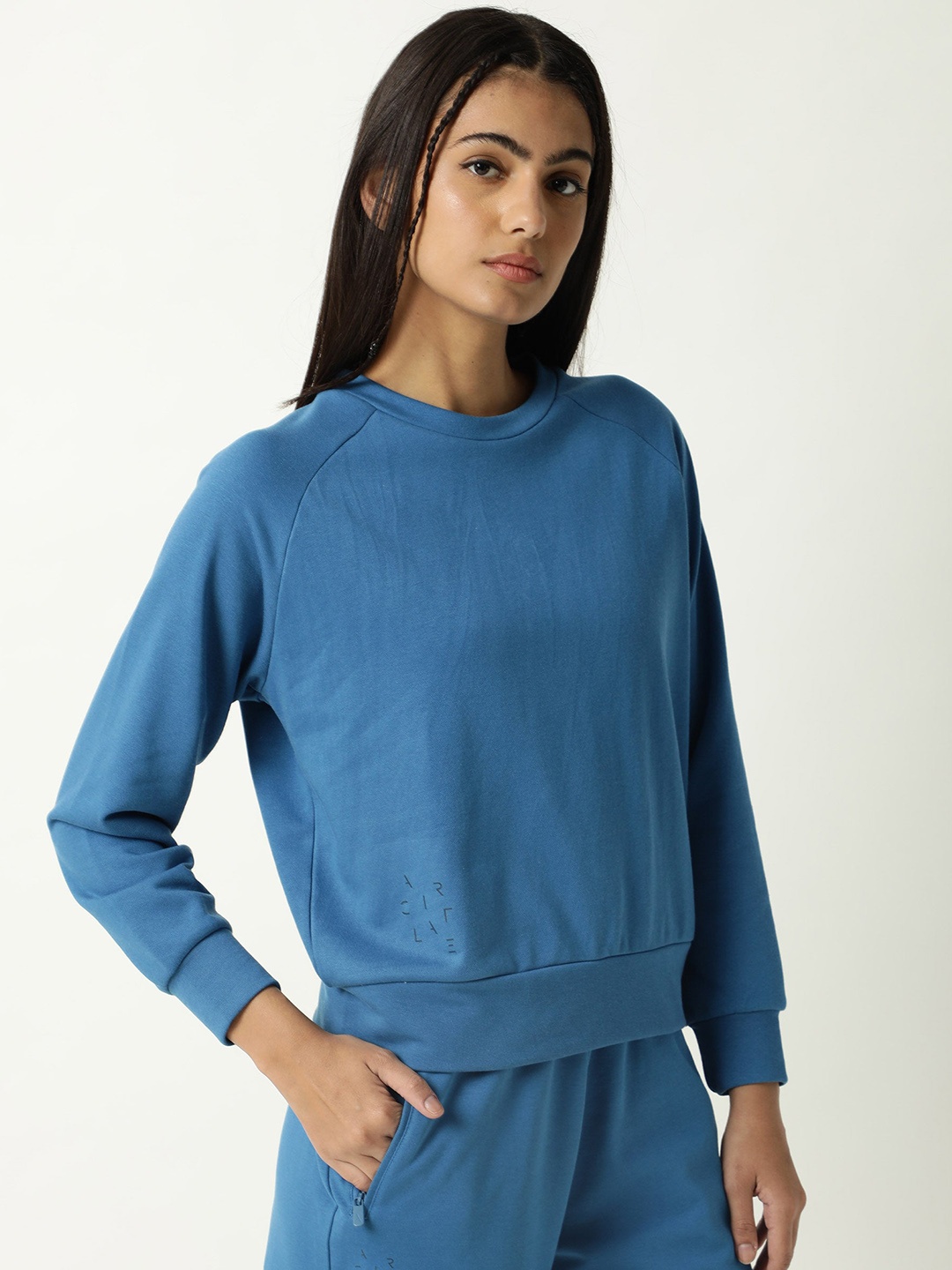 

ARTICALE Women Blue Solid Cotton Sweatshirt