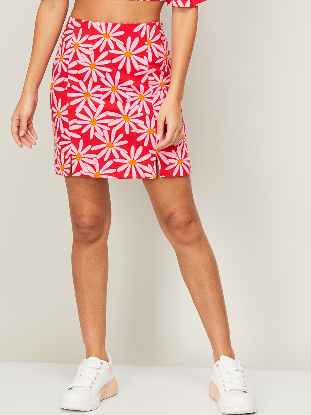 

Ginger by Lifestyle Women Red Printed Pure Cotton Mini A-line Skirts