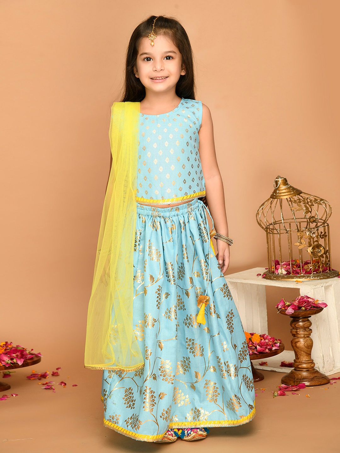 

SAKA DESIGNS Girls Blue Lehenga Choli