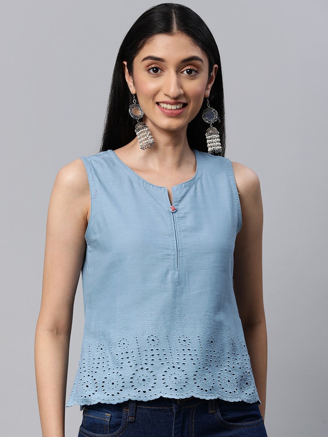 

KAMI KUBI Women Blue schiffli-Embroidered Crop Top