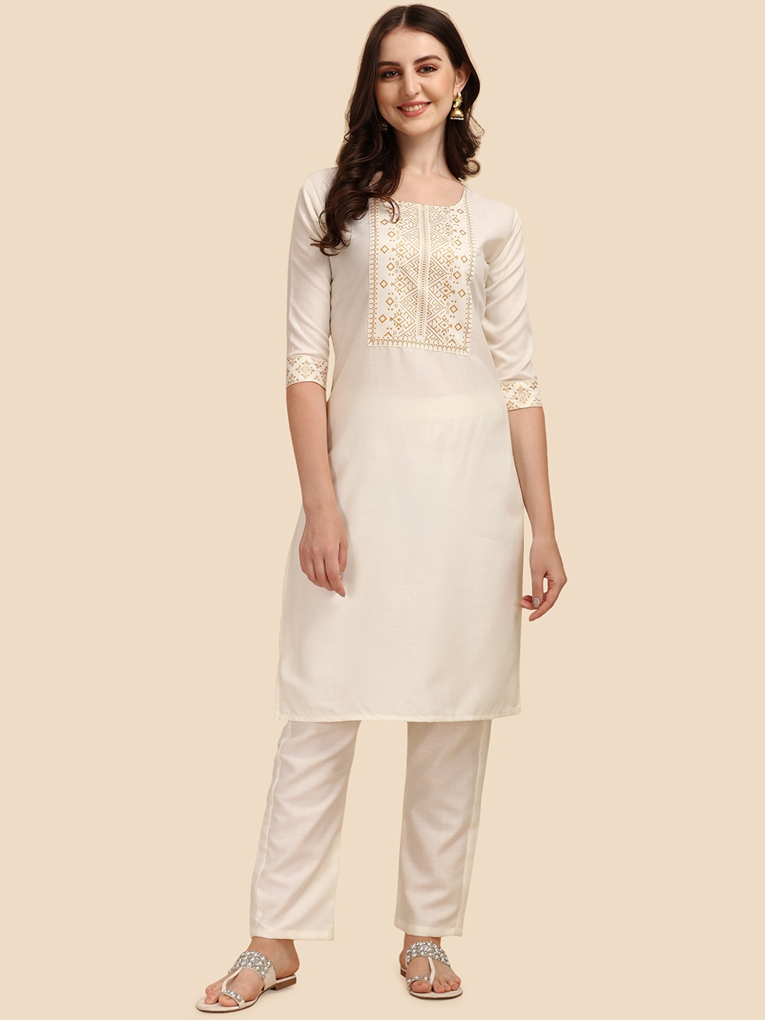 

Paralians Women Off White Geometric Yoke Design Thread Work Handloom Kurta