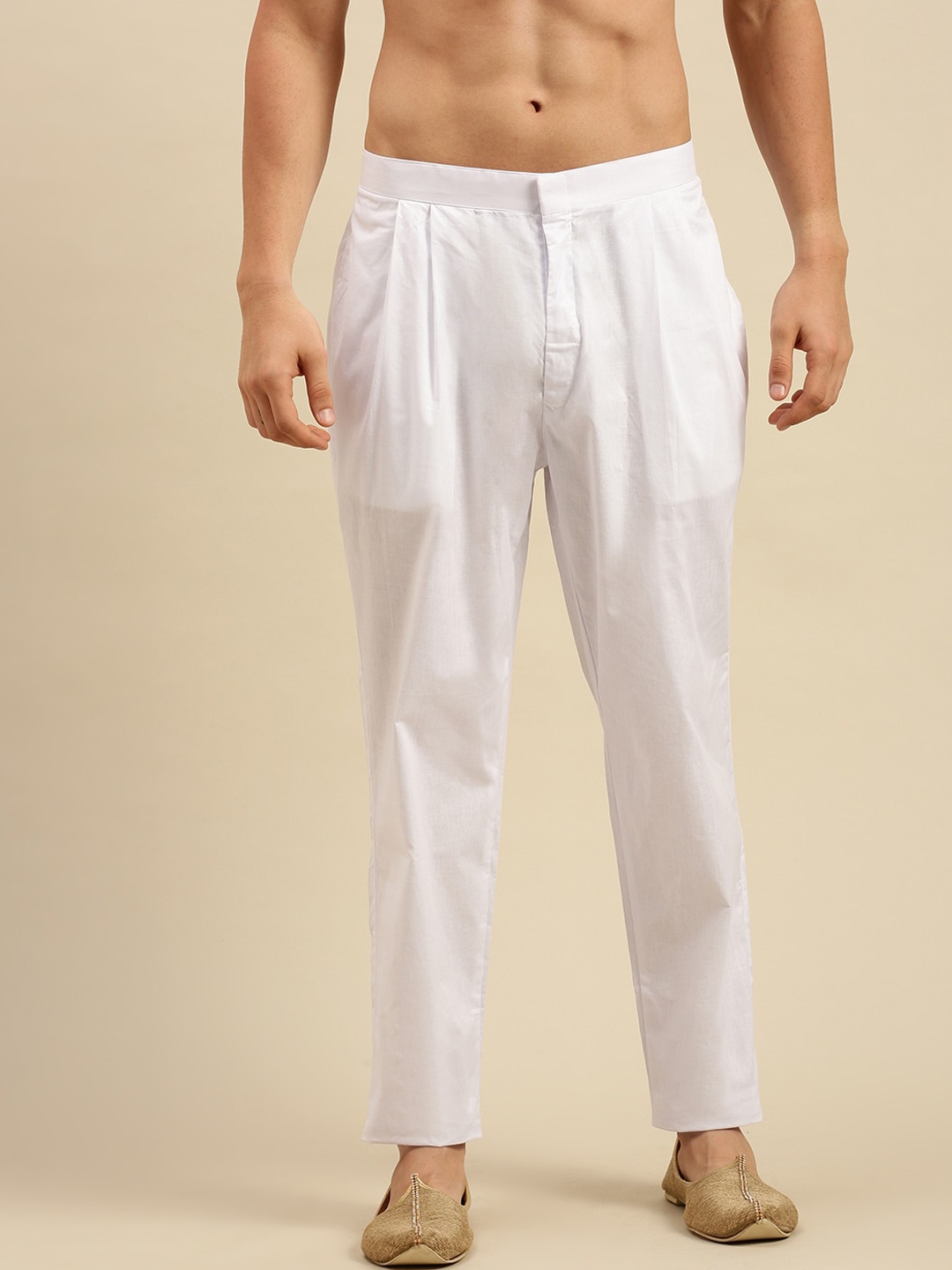 

Sanwara Men White Solid Relaxed-Fit Silk Pyjama