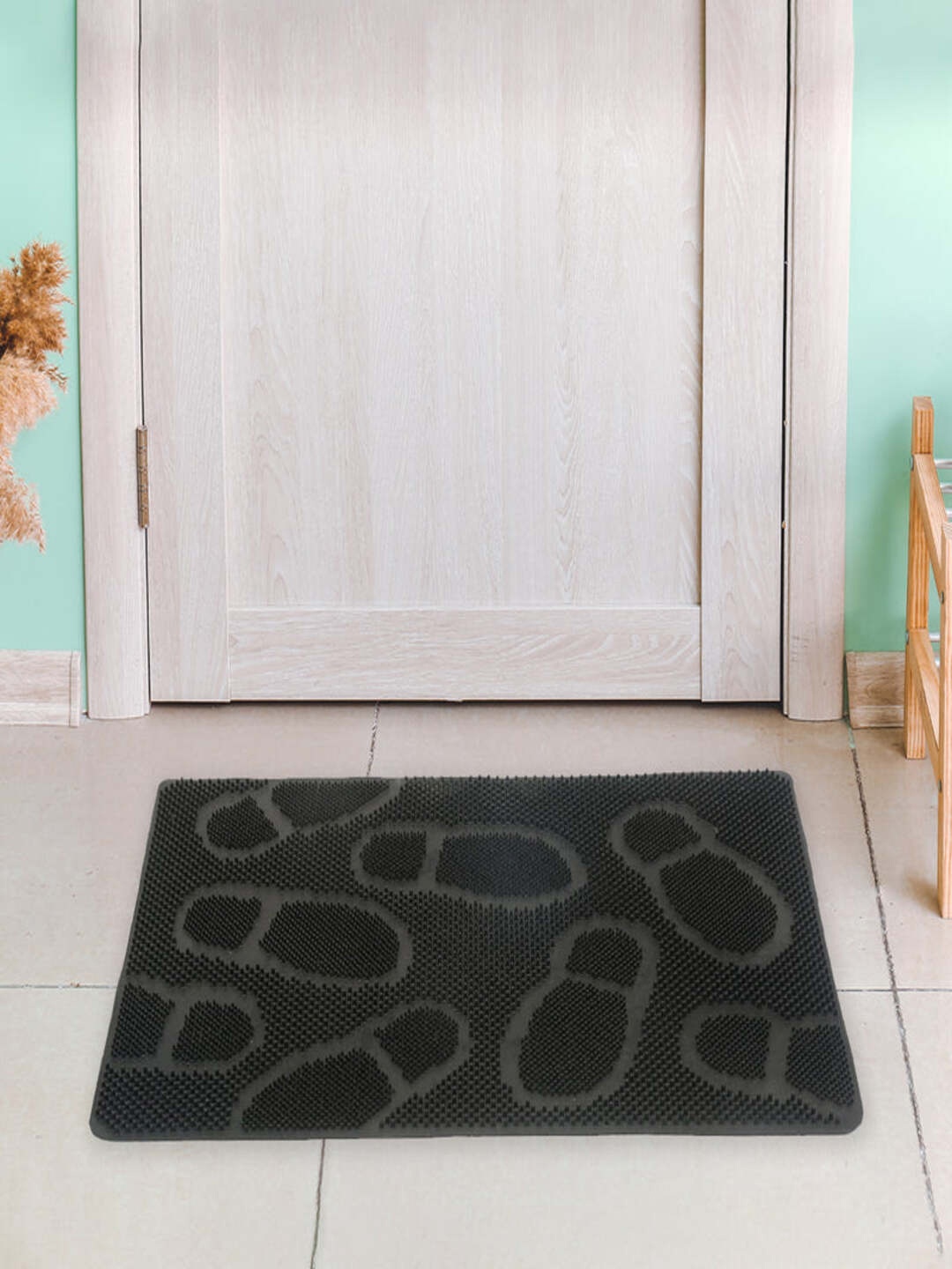 

Athome by Nilkamal Black Textured Anti-Skid Doormat