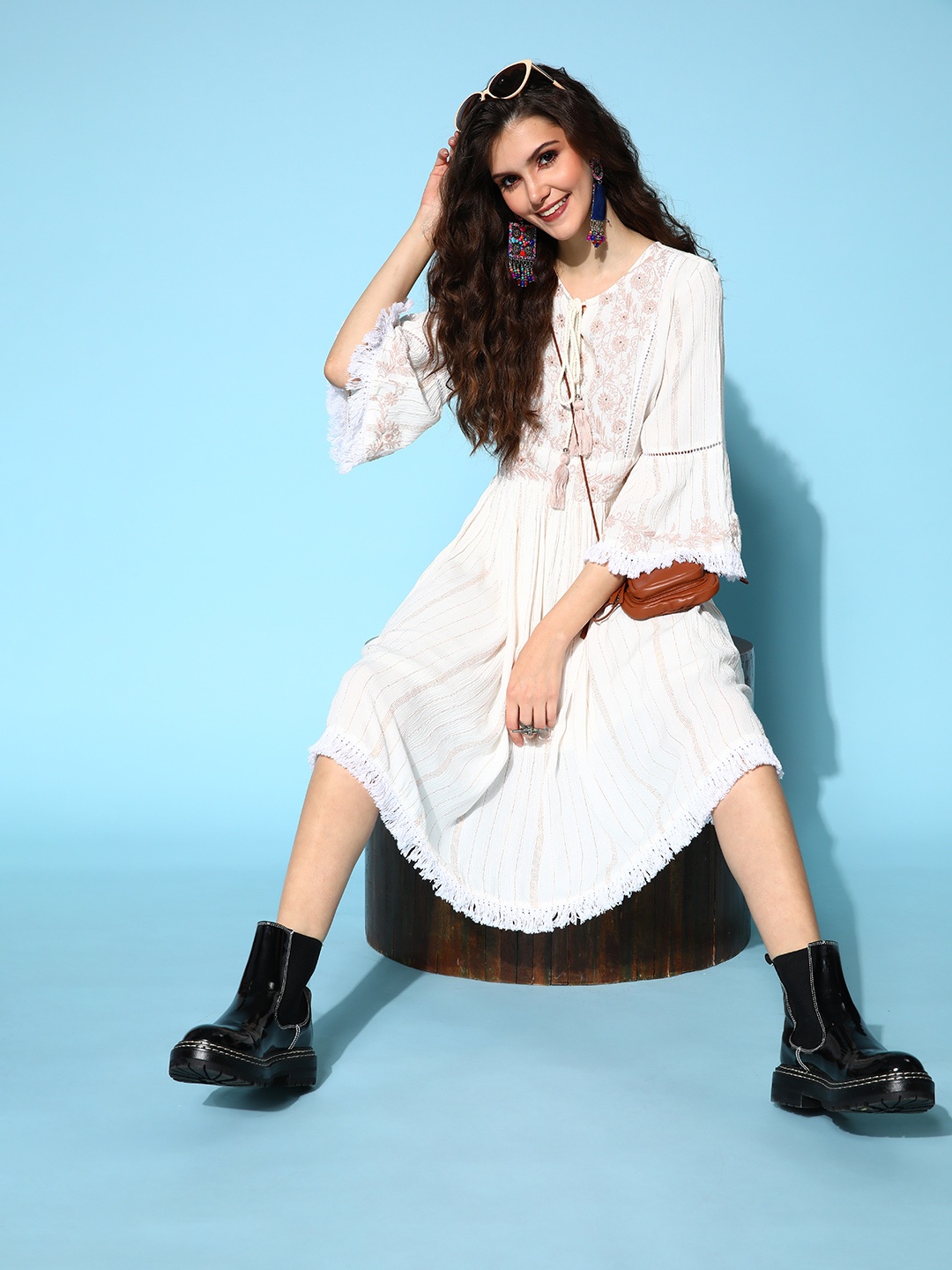 

ZOLA Women White Ethnic Motifs Vacay Attire