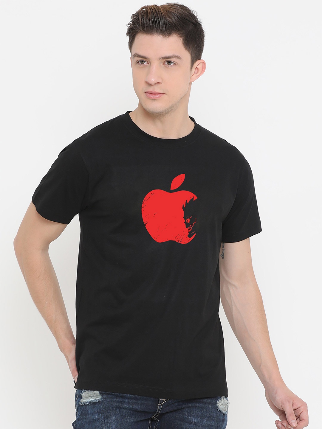 

Fully Filmy Men Black T-shirt