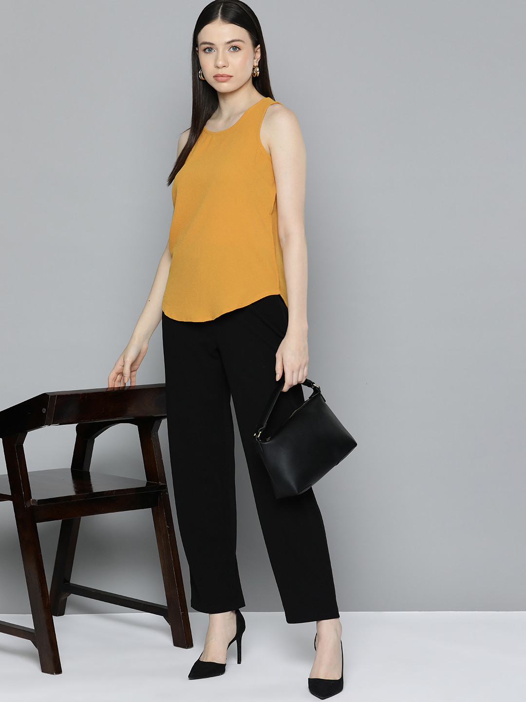 

Chemistry Solid Top, Mustard