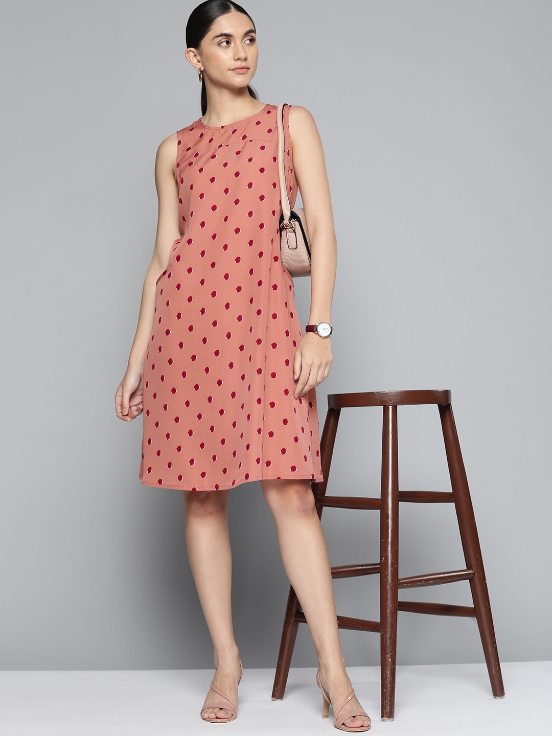 

Chemistry Dusty Pink Abstract Printed A-Line Dress, Rose