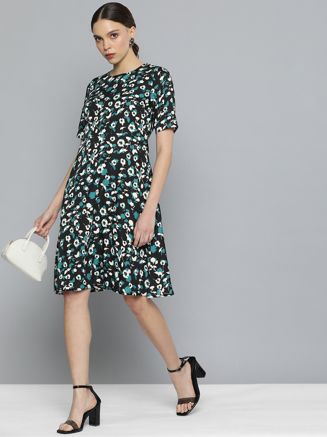 

Chemistry Black & Green Floral Fit and Flare Dress
