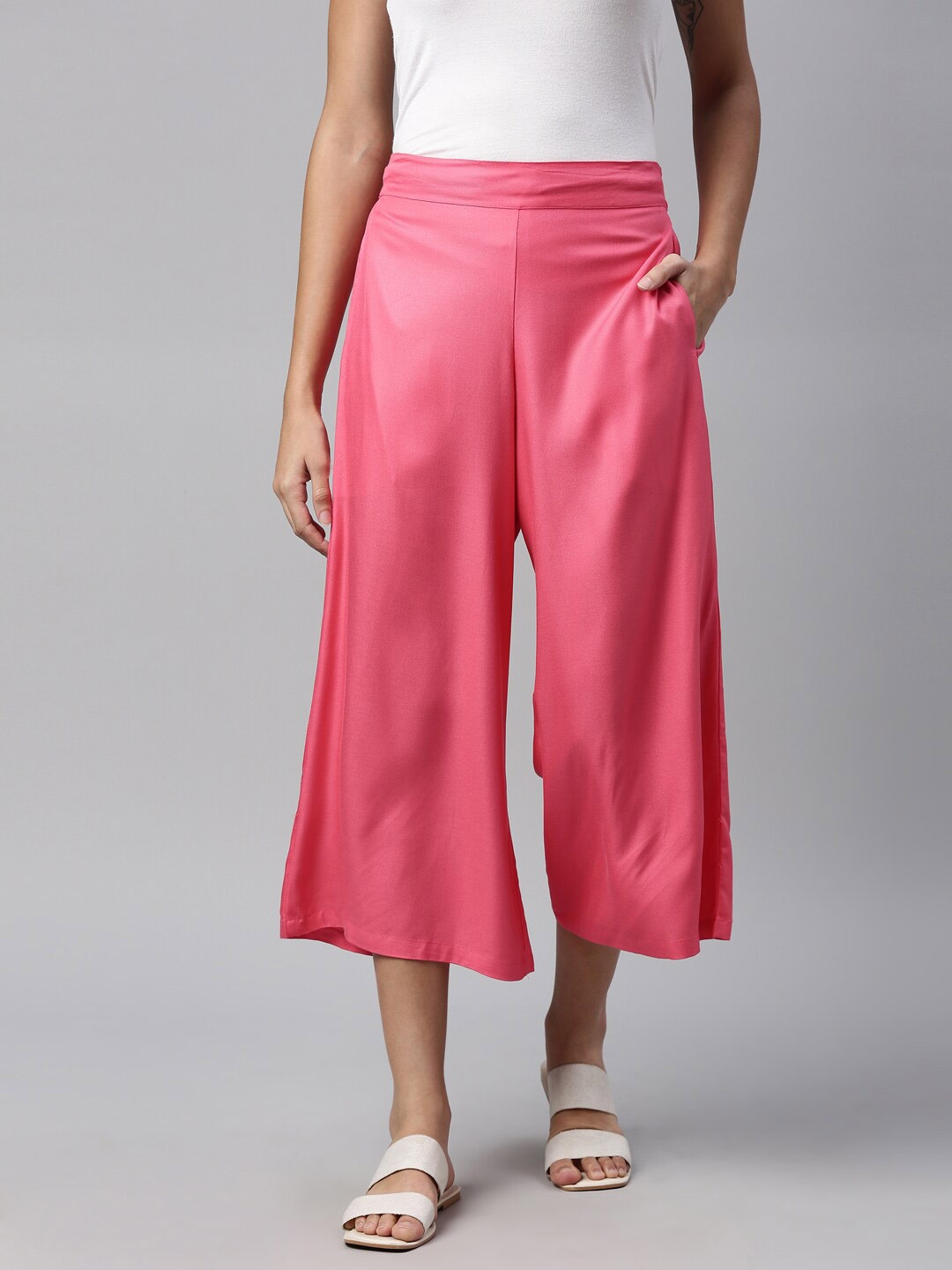 

LAYA Women Pink Flared Palazzos
