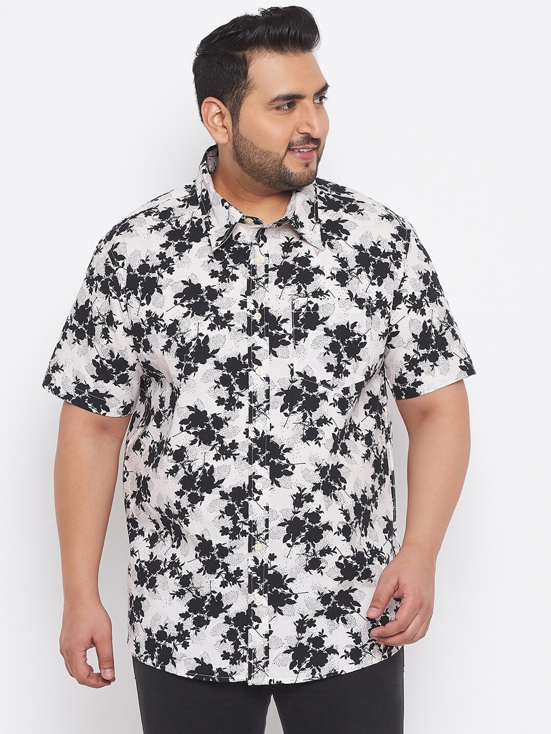 

bigbanana Plus Size Men White Classic Floral Printed Casual Shirt