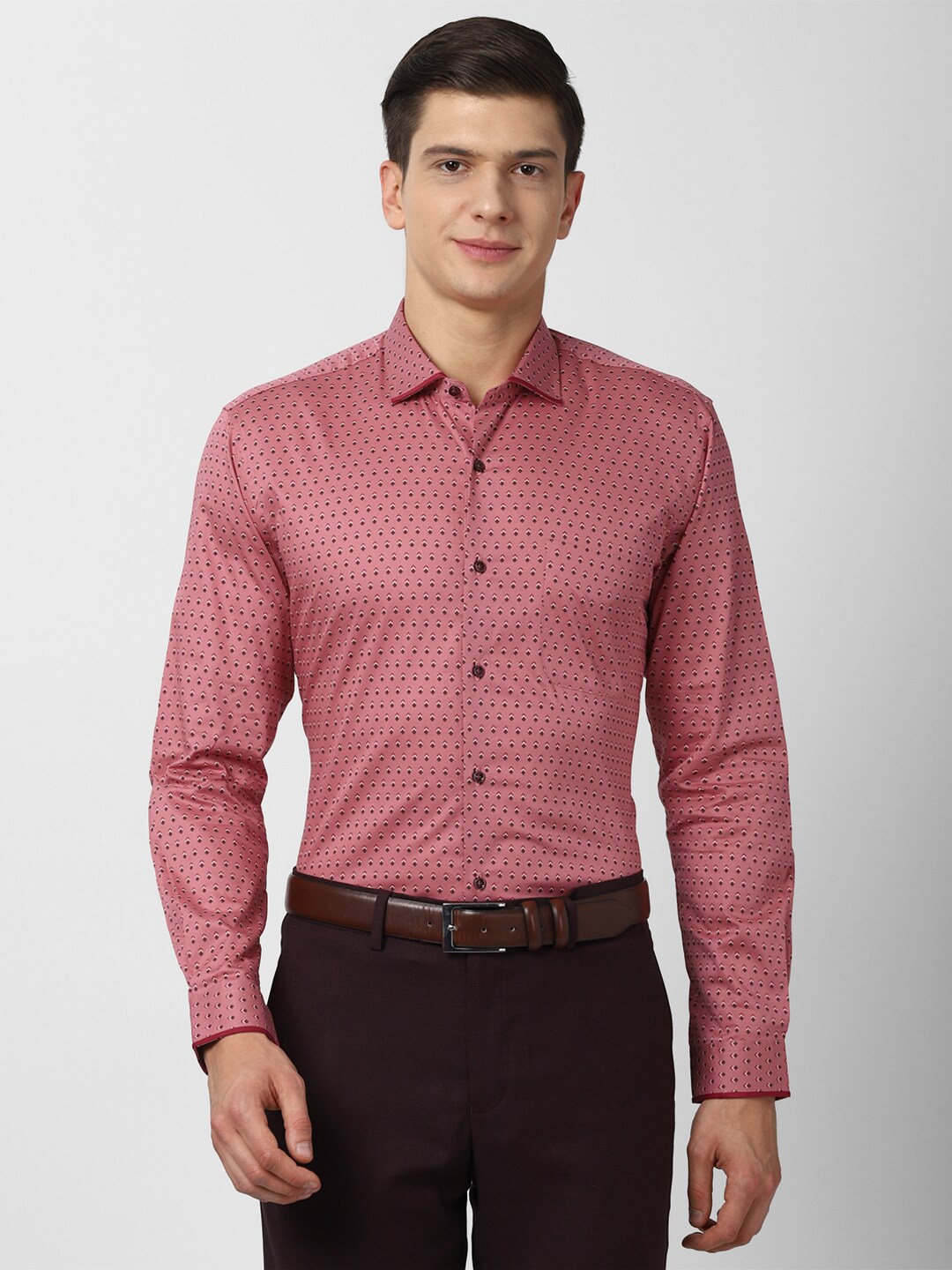 

Peter England Men Pink Printed Regular Fit Formal Shirt
