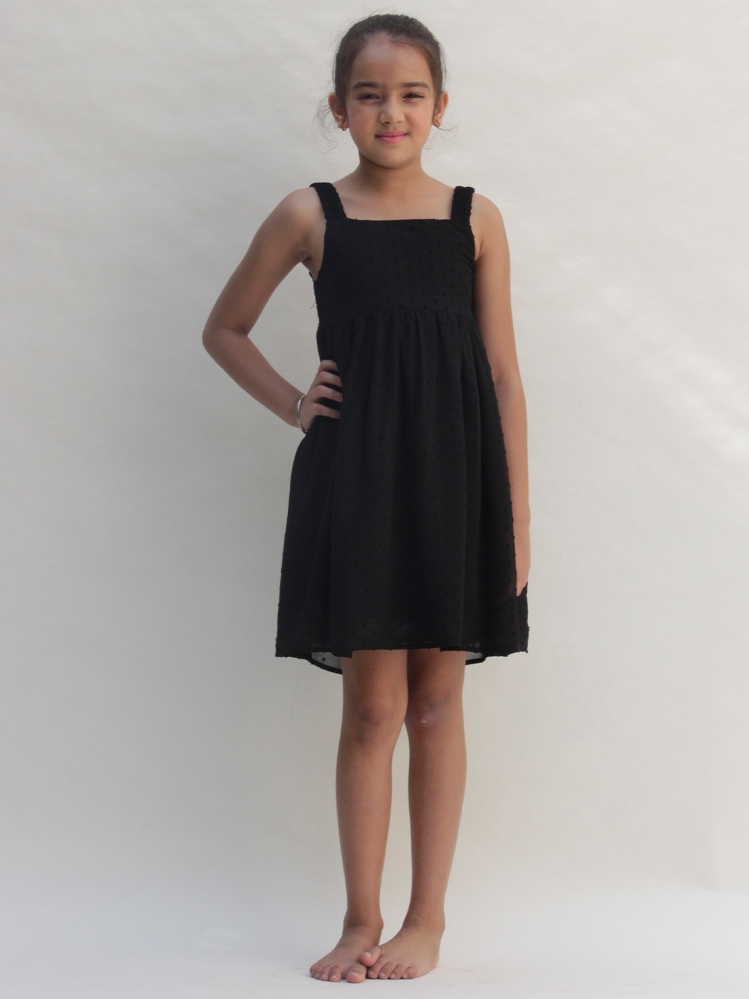 

Jungleebilli Girls Black Self Design Georgette Dress