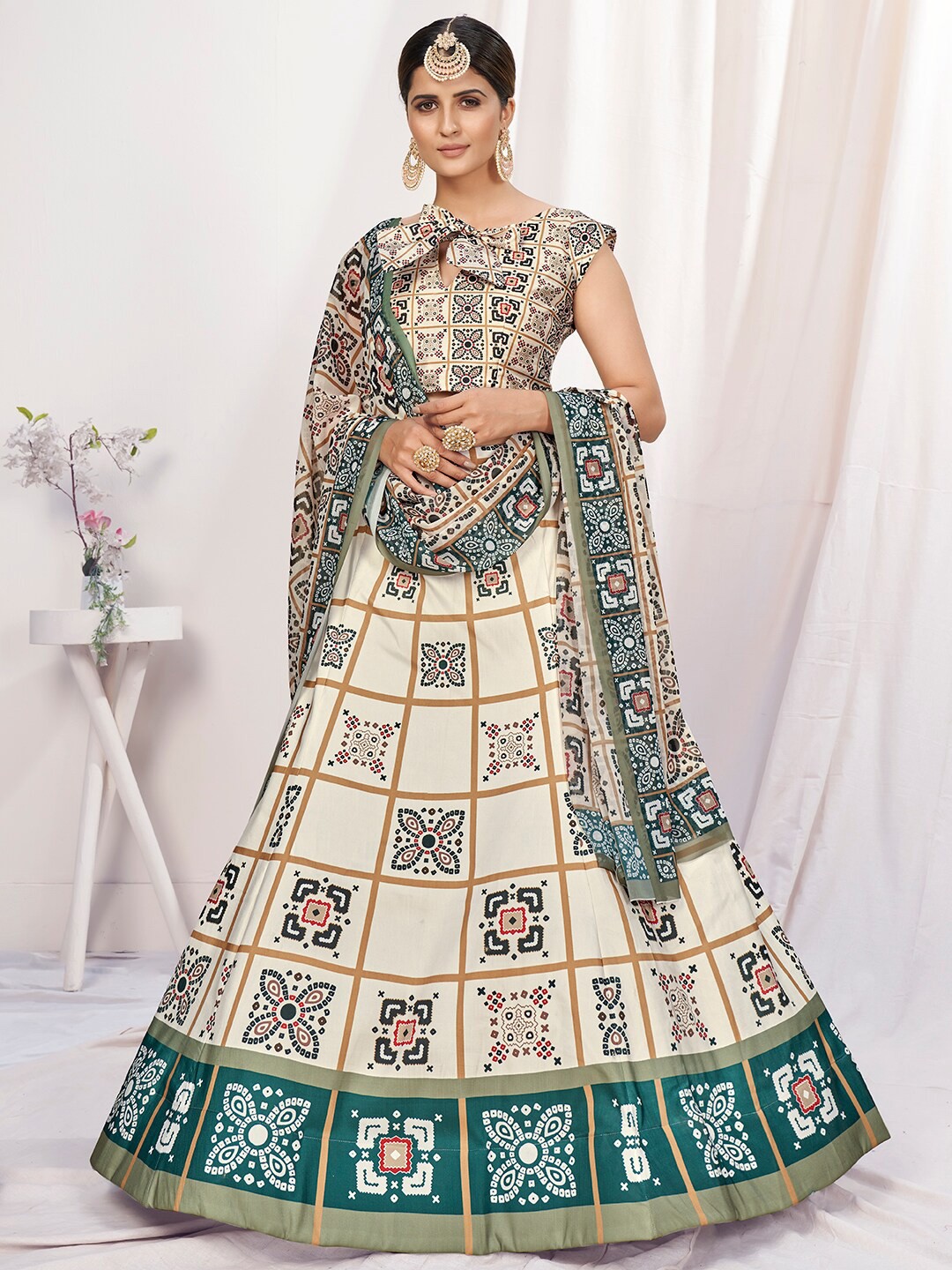 

WHITE FIRE Women White Lehenga Choli