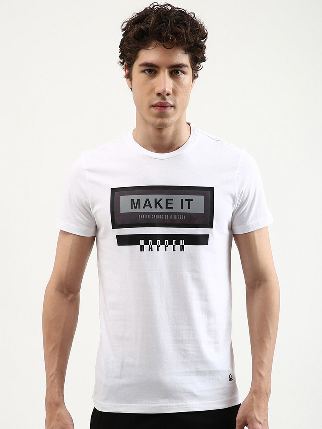 

United Colors of Benetton Men White Typography Printed Cotton T-shirt