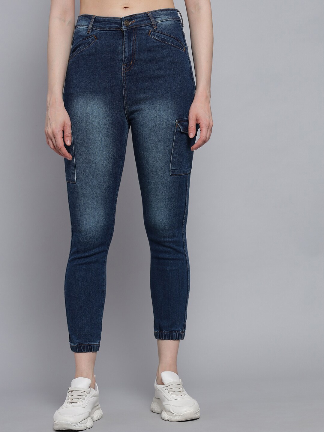 

Q-rious Women Blue Jogger High-Rise Low Distress Light Fade Stretchable Jeans
