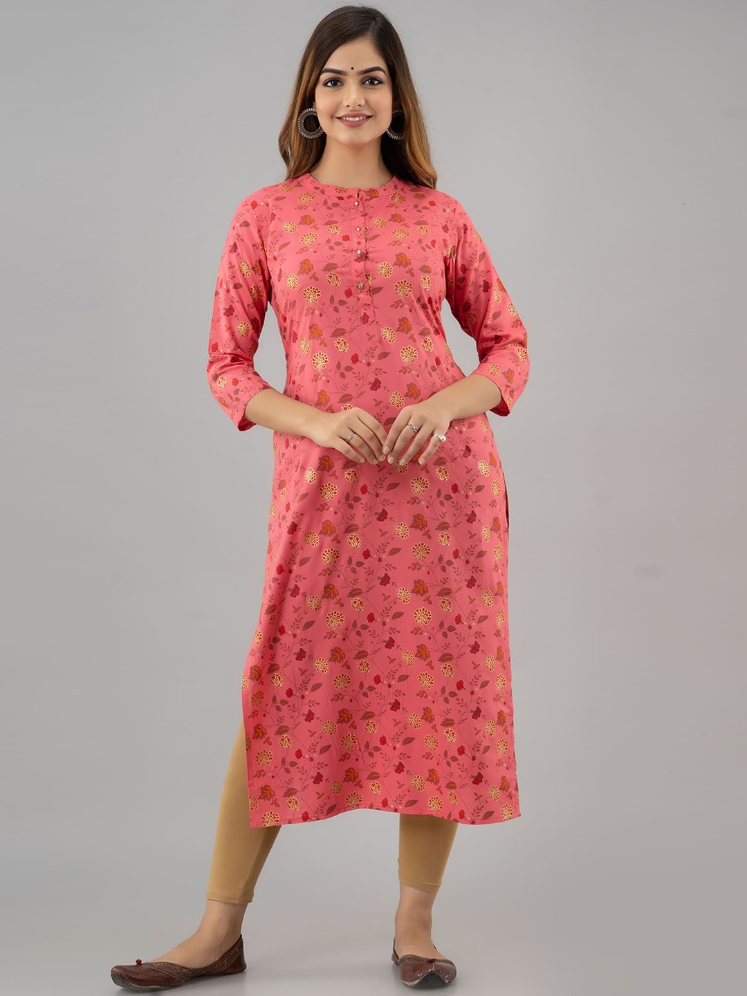 

KIMAYRA Women Pink Floral Printed Thread Work Kurta