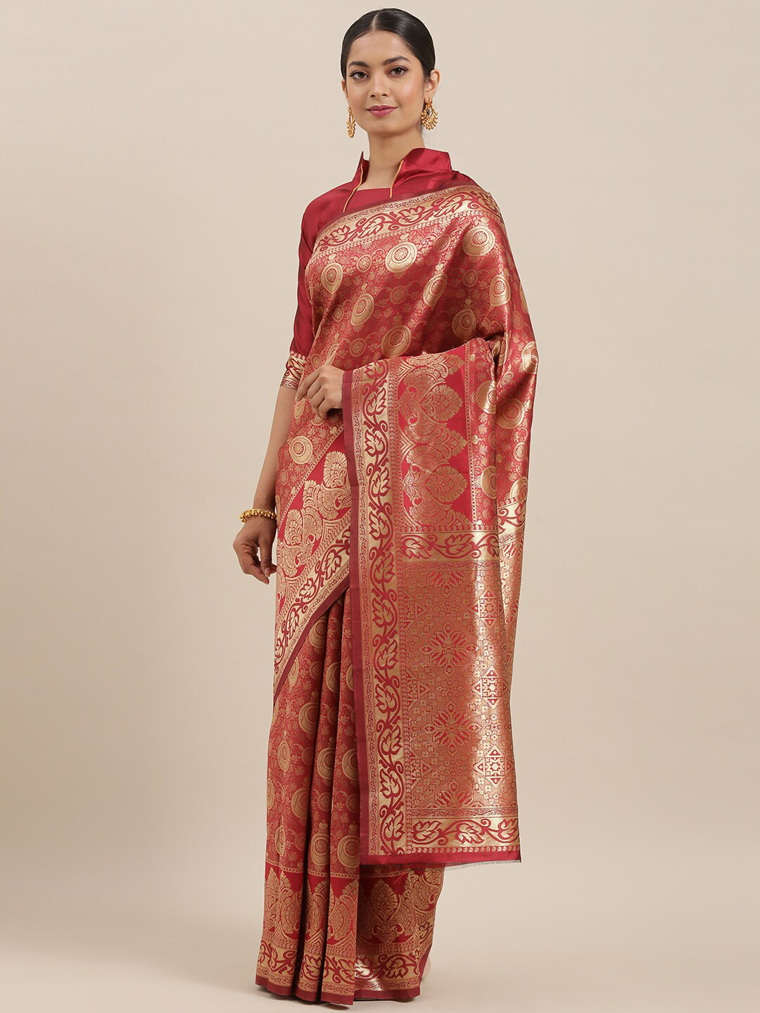 

SHAVYA Women Maroon Sarees