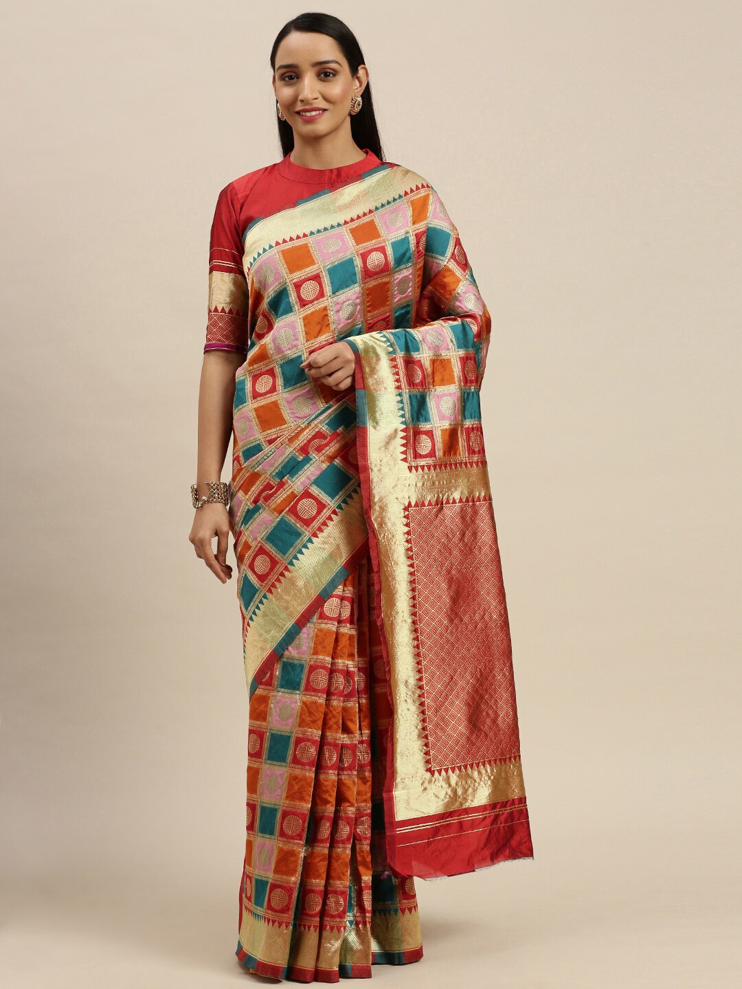 

SHAVYA Women Orange Sarees