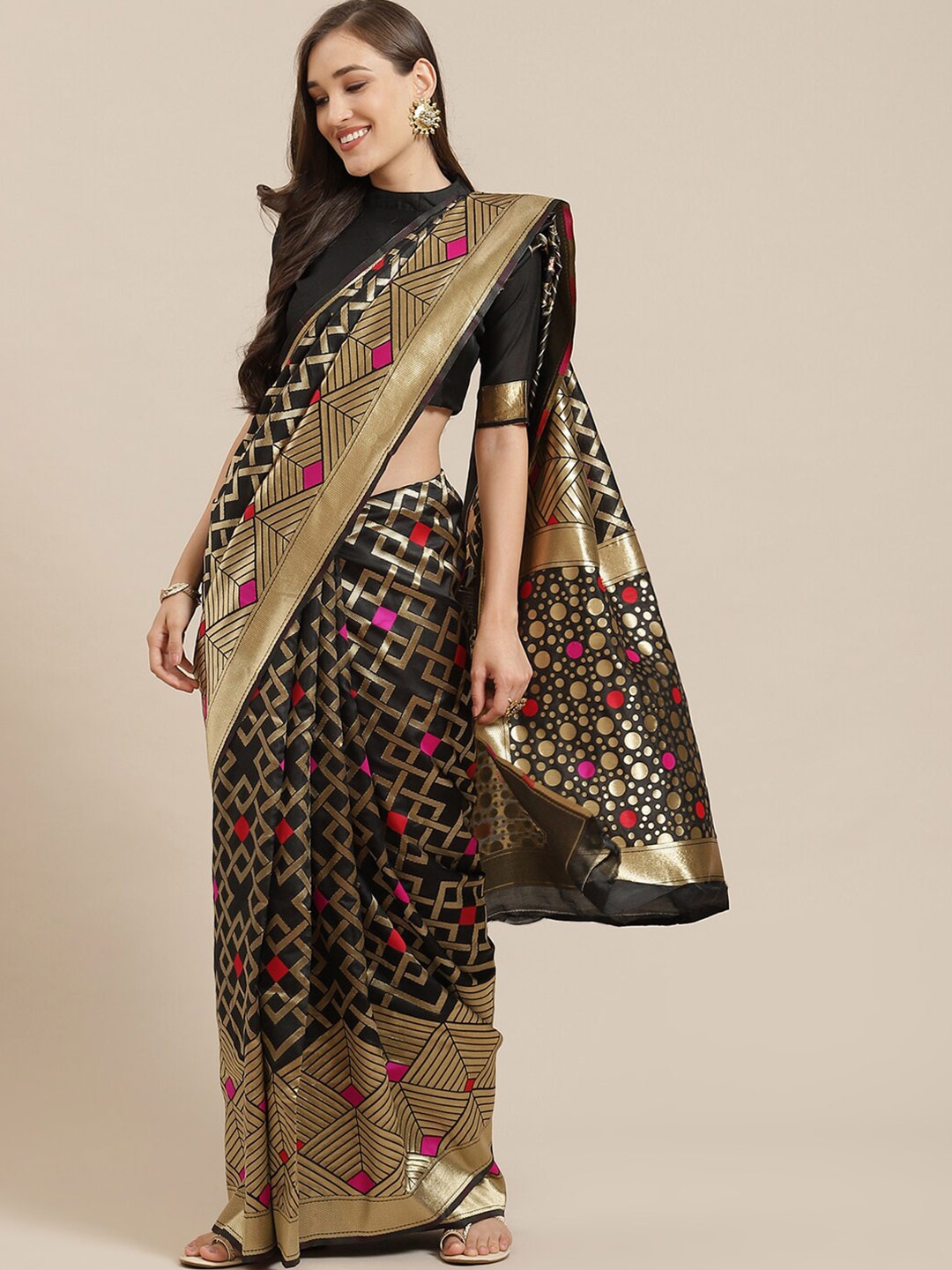 

SHAVYA Women Black Sarees
