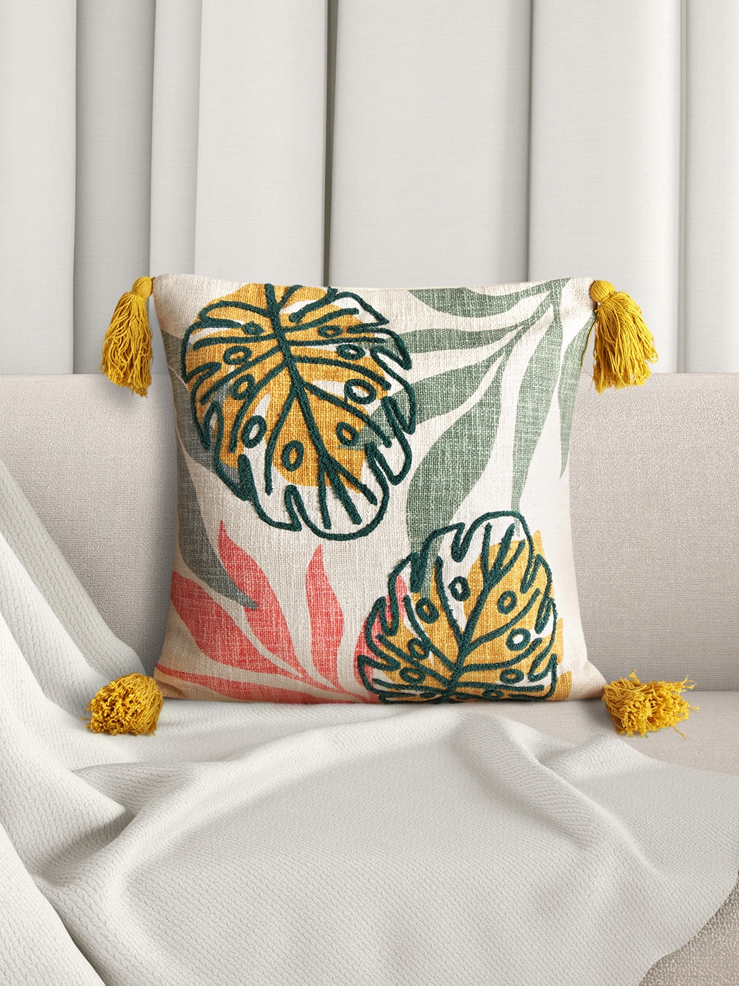 

Living scapes by Pantaloons Unisex Off White Cushion Covers