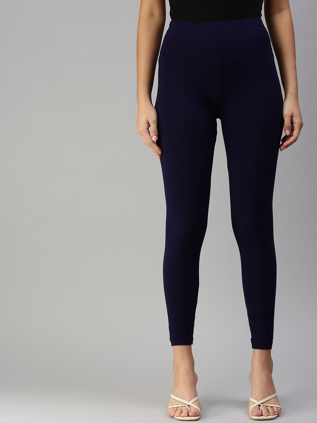 

De Moza Women Navy Blue Solid Ankle-Length Leggings