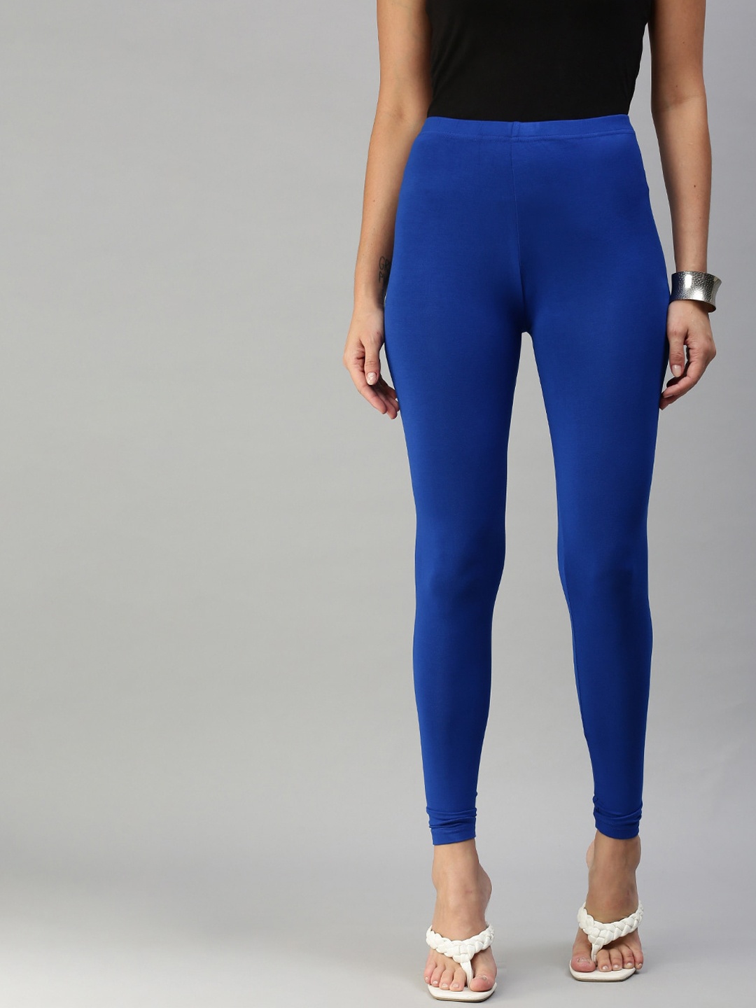 

De Moza Women Blue Solid Ankle-Length Leggings