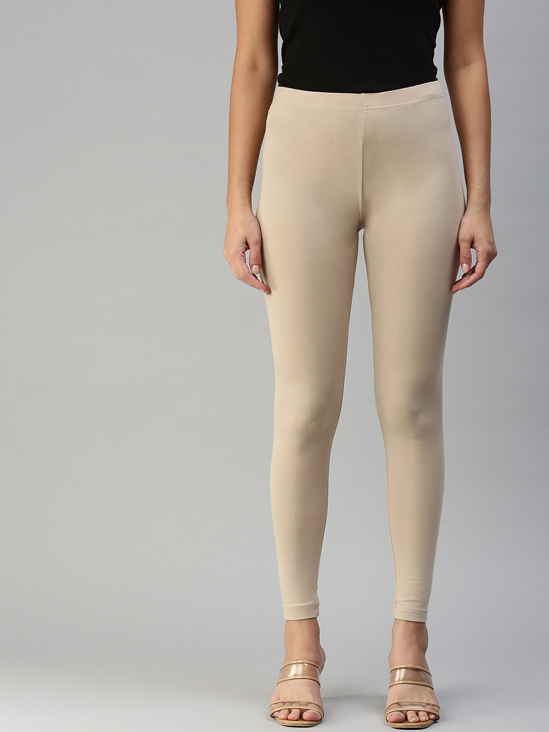 

De Moza Women Beige Solid Ankle-Length Leggings