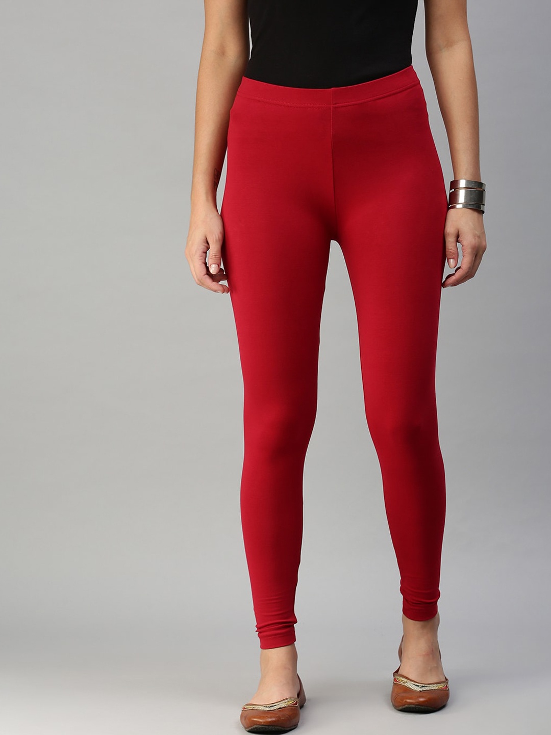 

De Moza Women Red Solid Ankle-Length Leggings