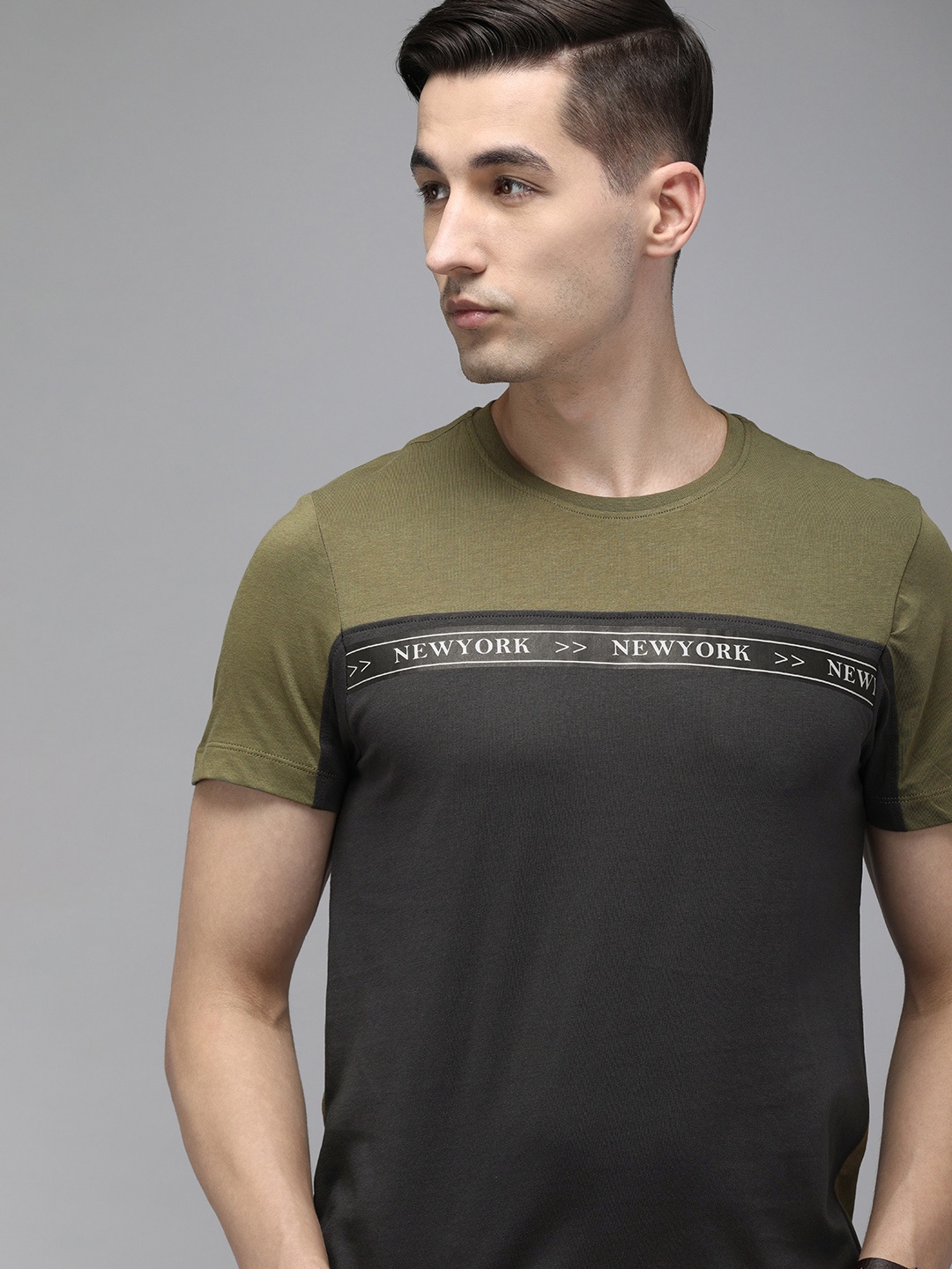 

Arrow New York Men Olive Green & Black Colourblocked Compact Cotton T-shirt