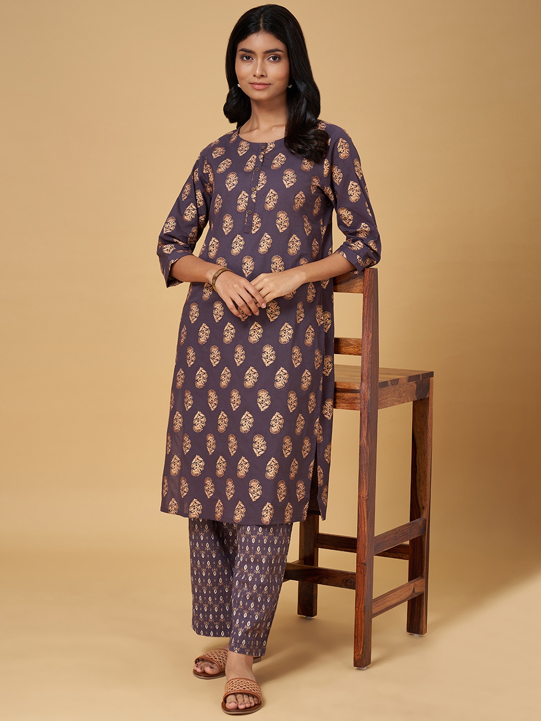 

RANGMANCH BY PANTALOONS Women Violet Floral Printed Pure Cotton Kurta with Trousers