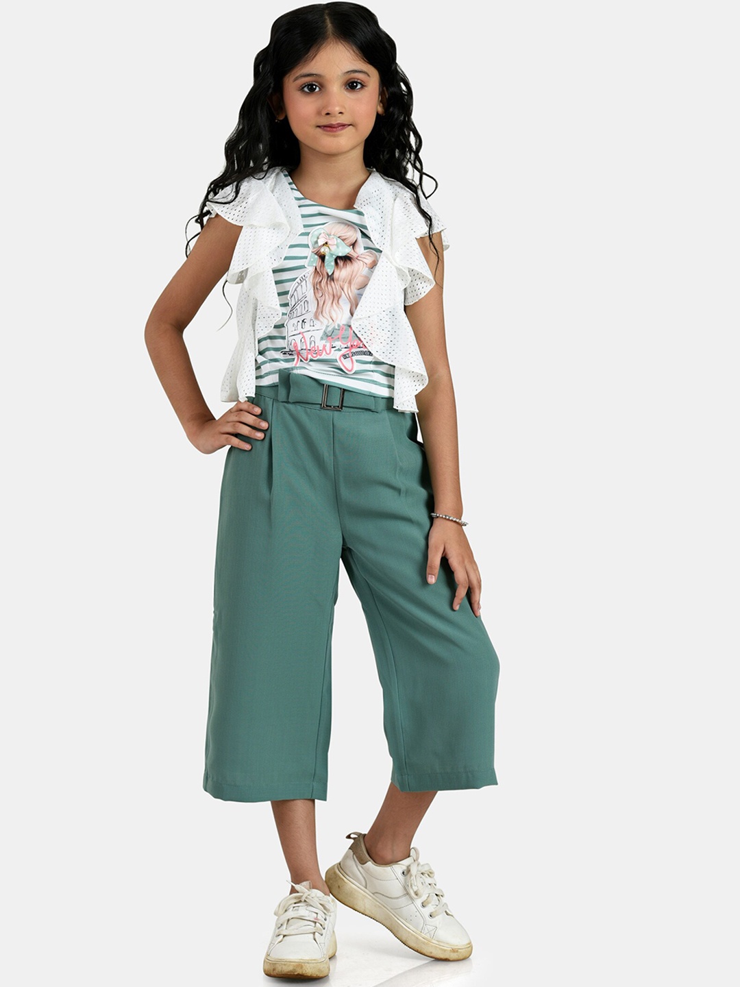 

Peppermint Girls Green & White Printed Clothing Set