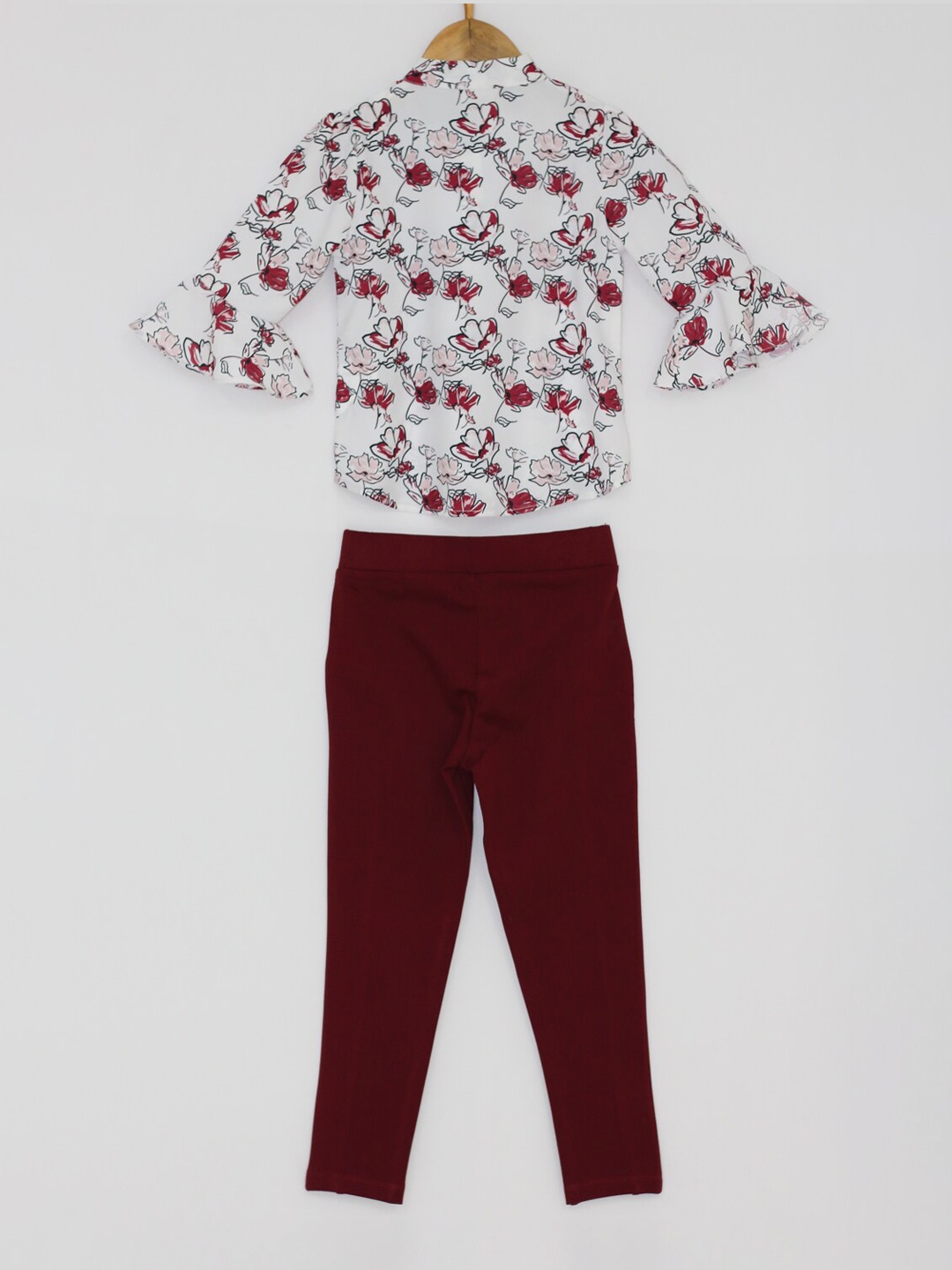 

Peppermint Girls Maroon & White Printed Clothing Set