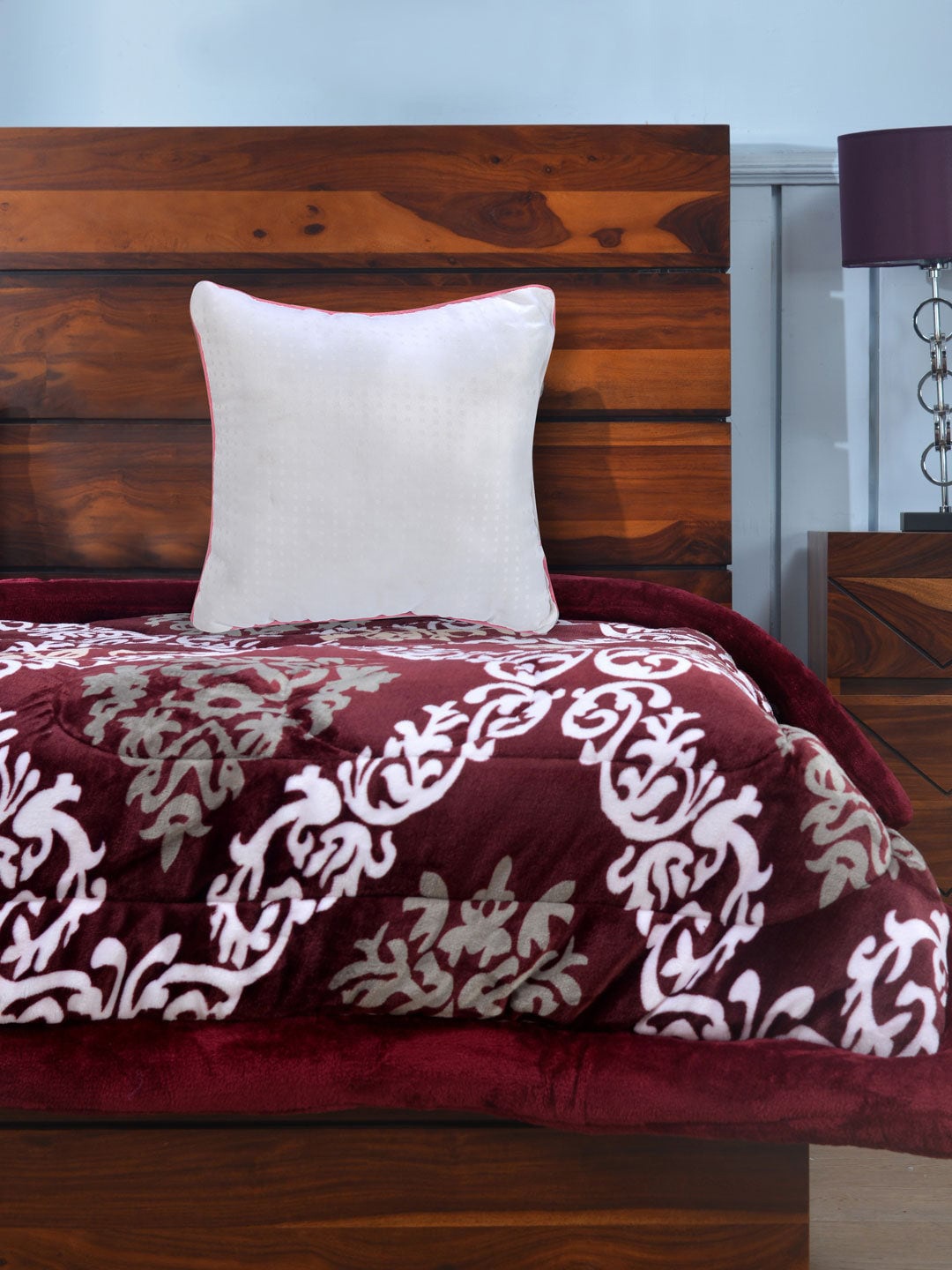 

Athome by Nilkamal White Solid Cushion Filler