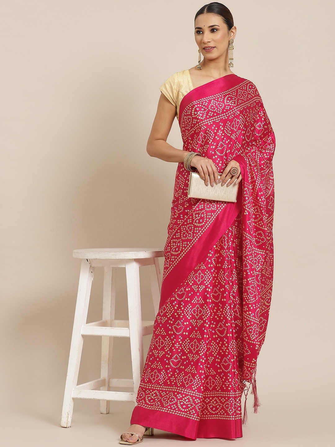 

Havida Sarees Magenta Bandhani Block Print Saree