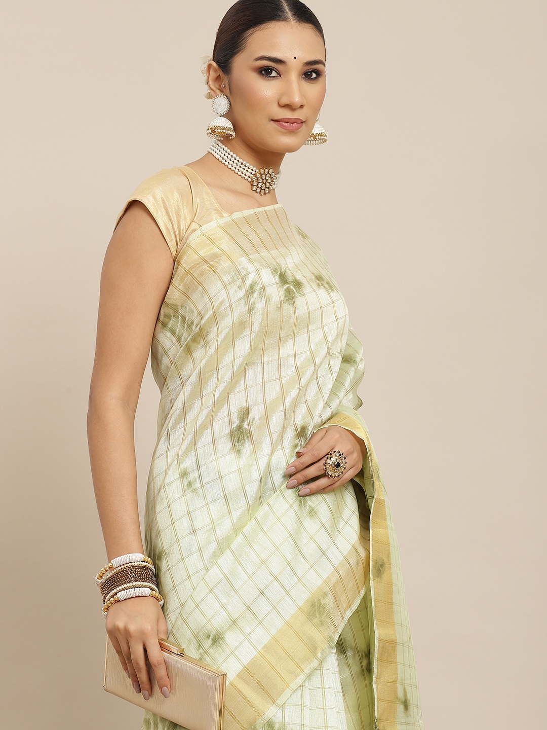 

Havida Sarees Green Checked Arani Saree