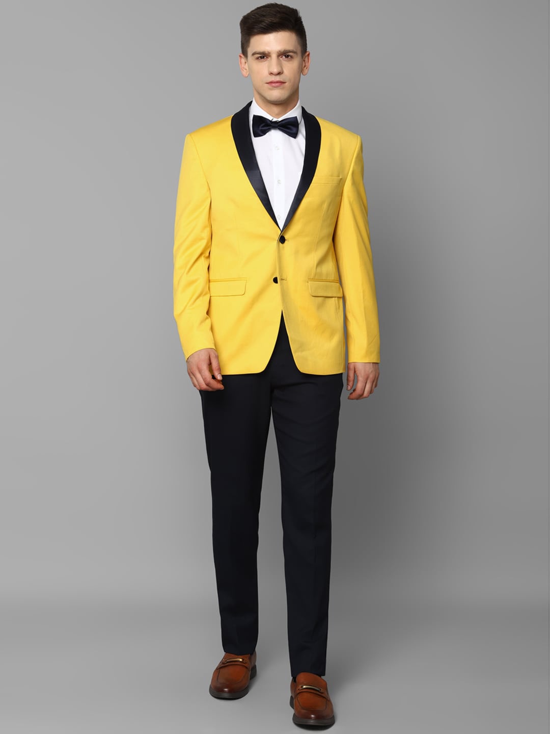 

Allen Solly Men Yellow Solid Single-Breasted Slim-Fit Two-Piece Suit