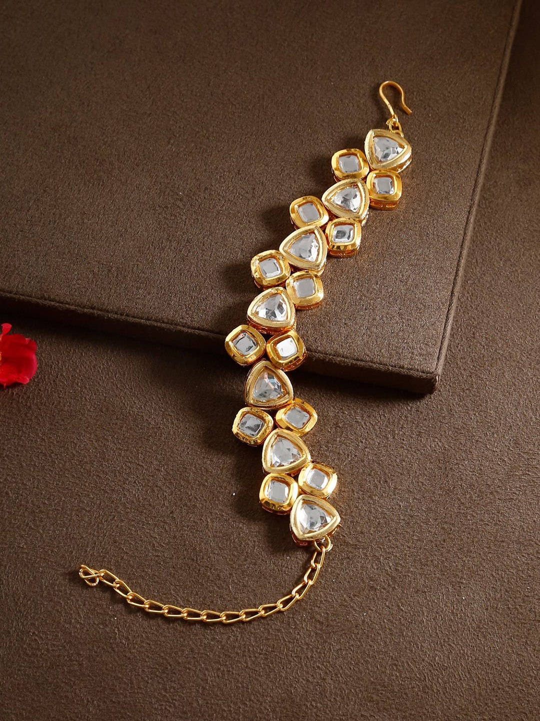 

Bamboo Tree Jewels Women Gold-Toned Kundan Gold-Plated Link Bracelet