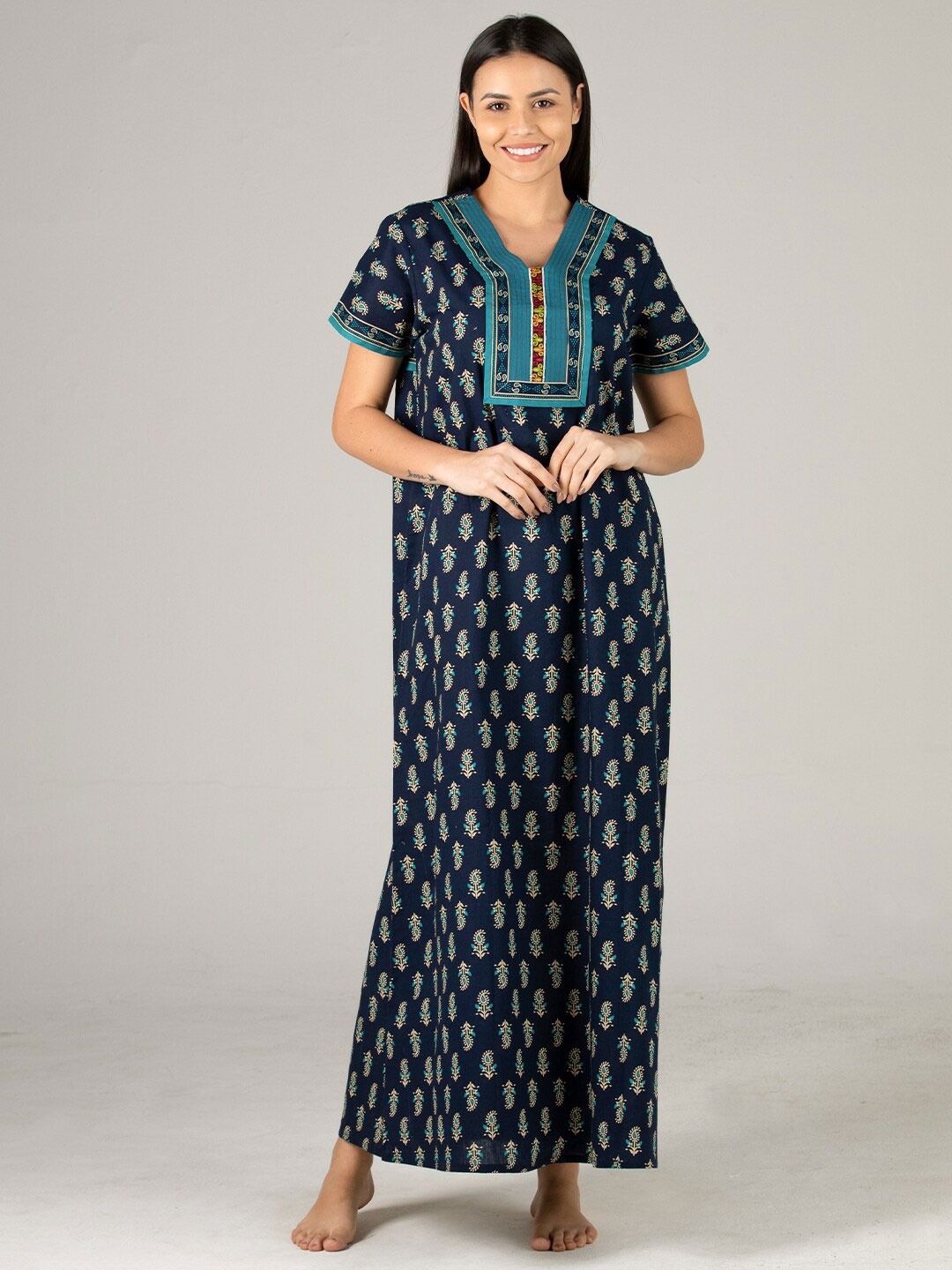 

evolove Blue Printed Maxi Nightdress