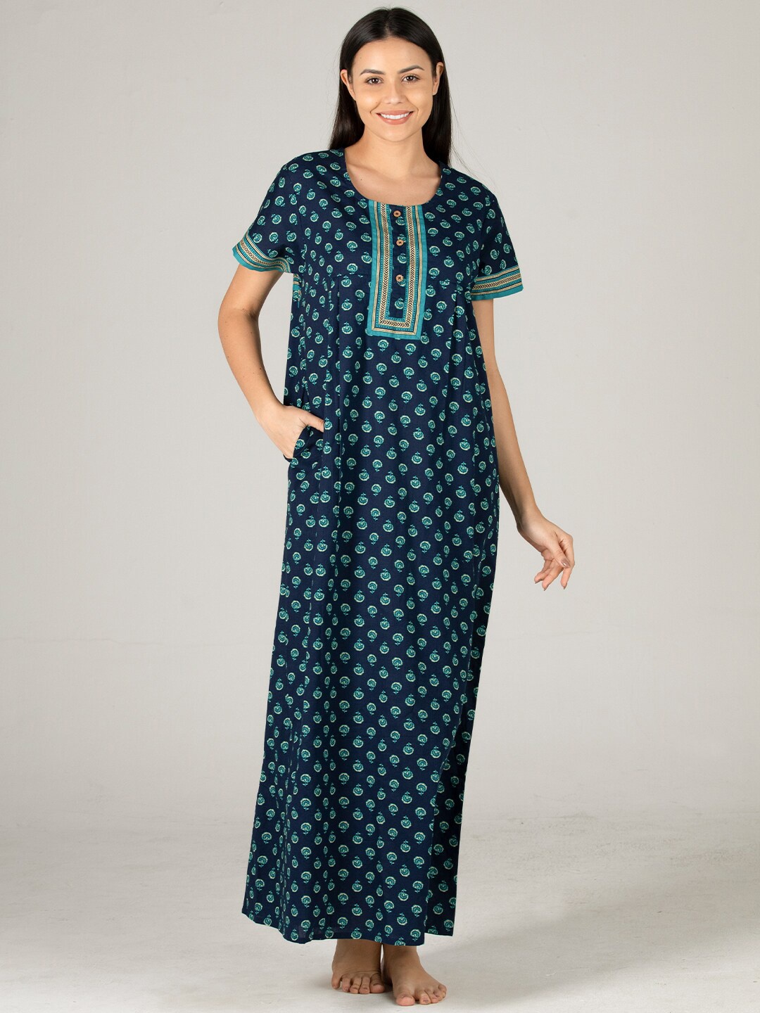 

evolove Blue Printed Maxi Nightdress