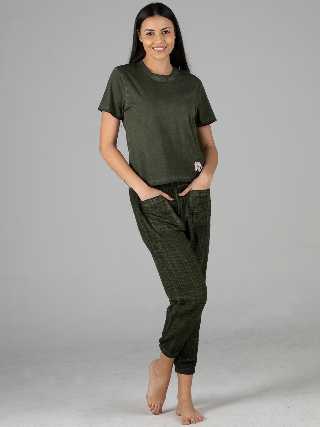 

evolove Women Assorted & Green Pure Cotton Night suit