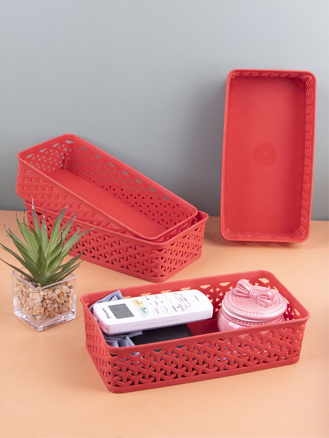 

MARKET99 Red 4 Pieces Medium Size Storage Baskets