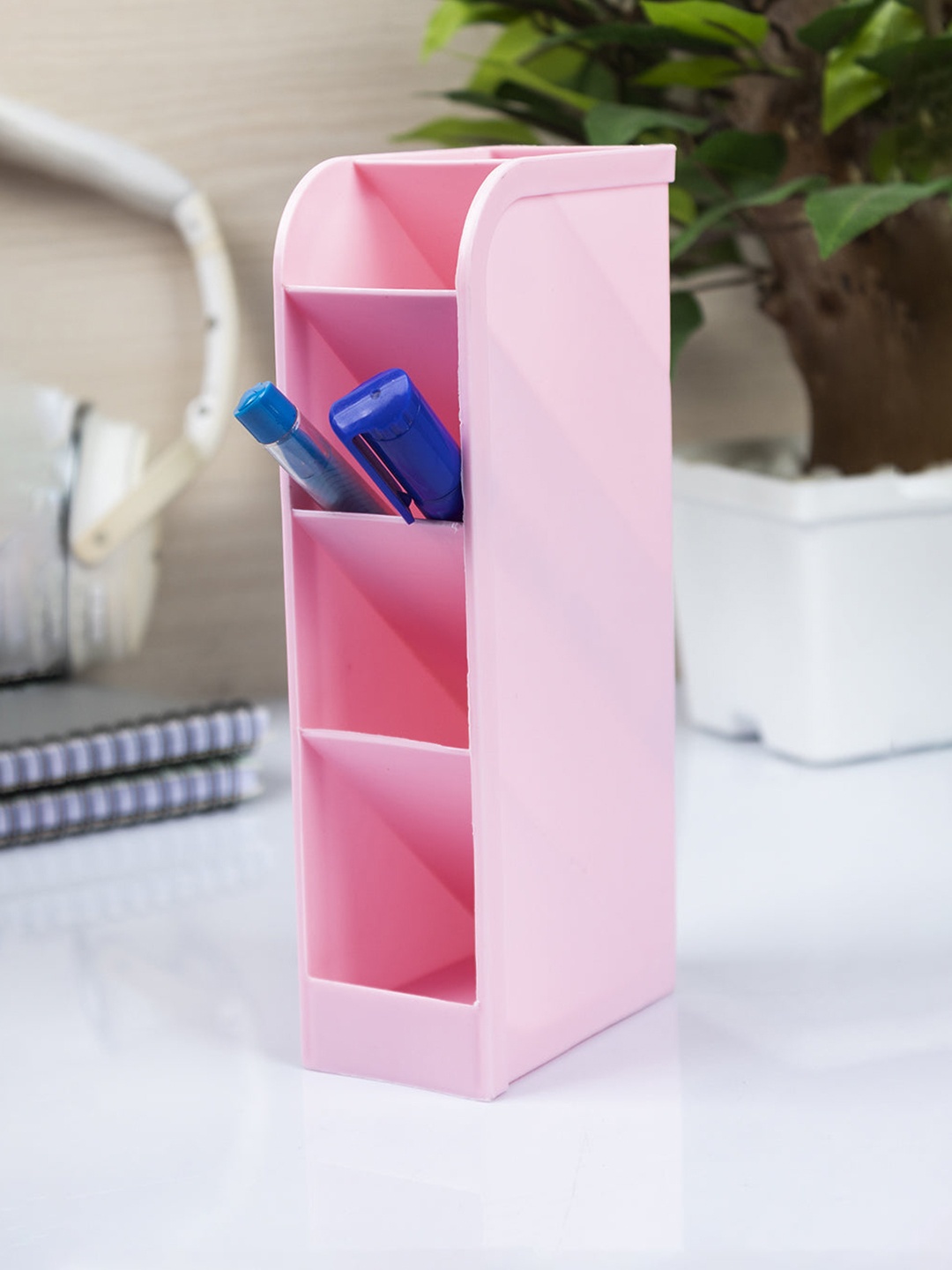 

MARKET99 Pink 1 Pcs Pen Pot
