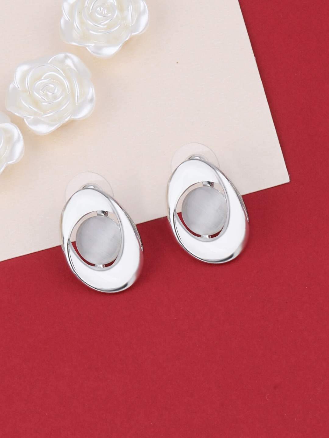 

Silver Shine White Contemporary Drop Earrings