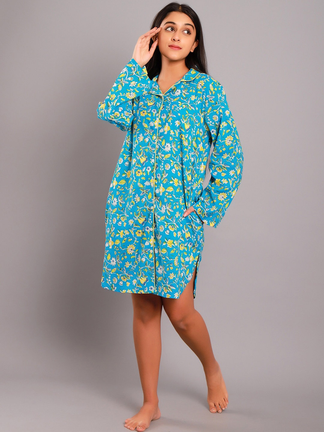 

GAURANCHE Blue Printed Nightdress