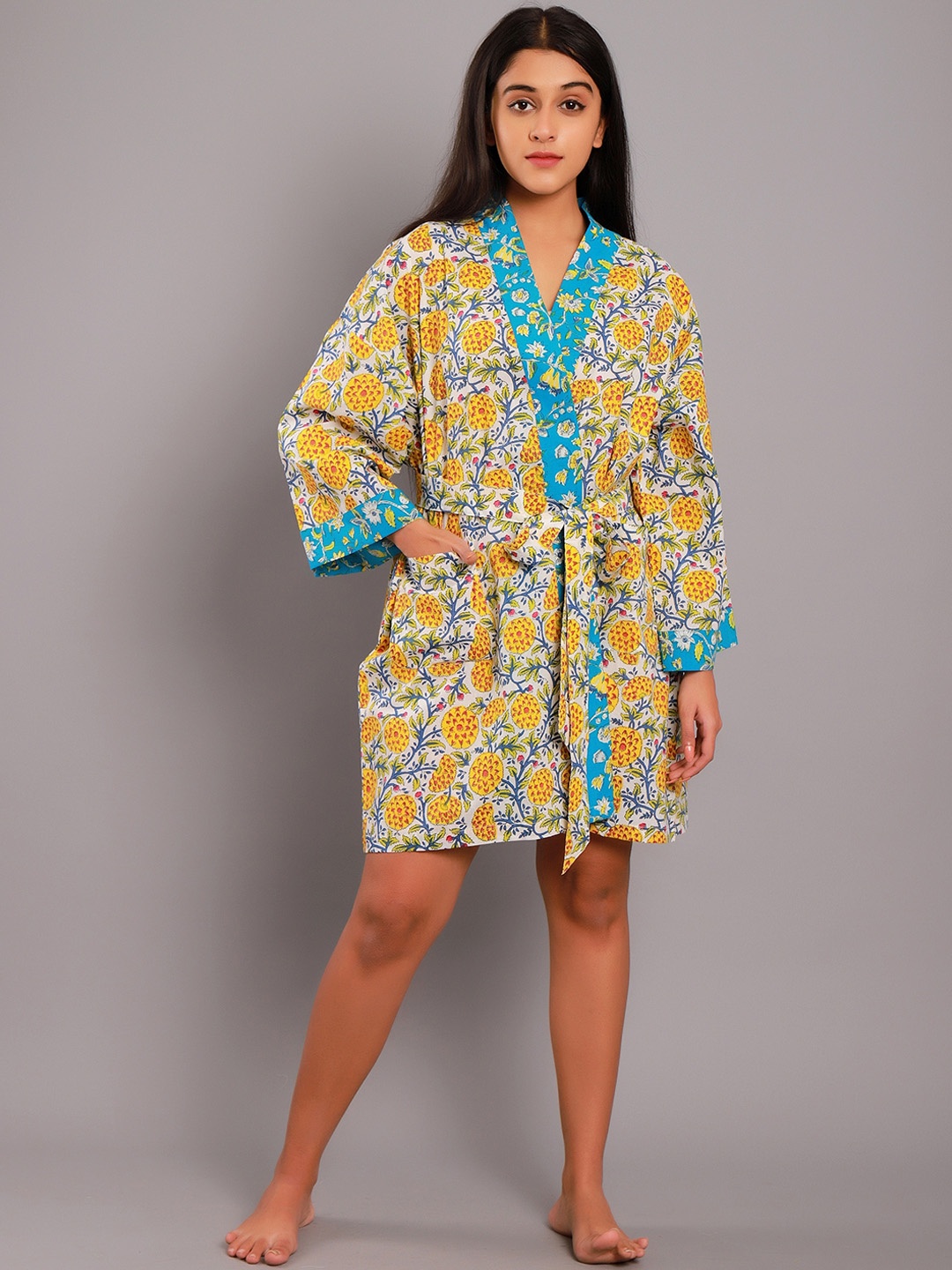 

GAURANCHE Women Yellow Printed Robe