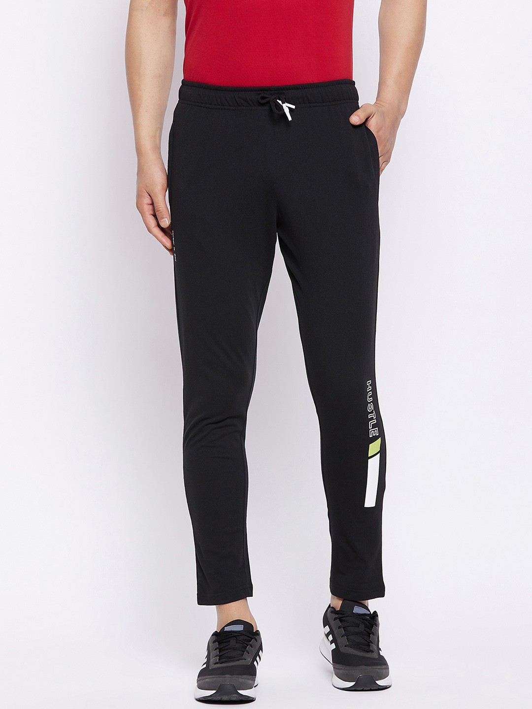 

HARBOR N BAY Men Black Solid Cotton Track Pants