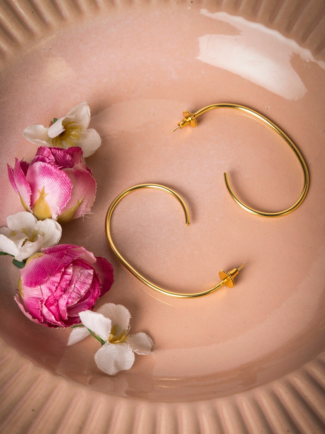 

INDYA Gold-Plated Half Hoop Earrings