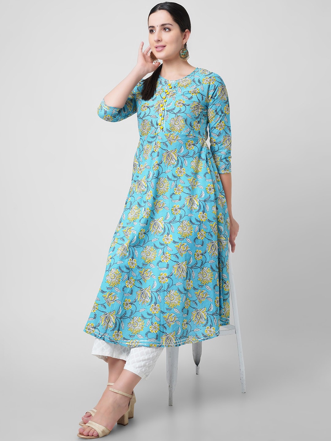

KALINI Women Sea Green Floral Printed Handloom Anarkali Kurta
